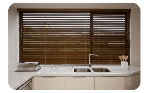 Fauxwood Venetian Blinds Feature 2